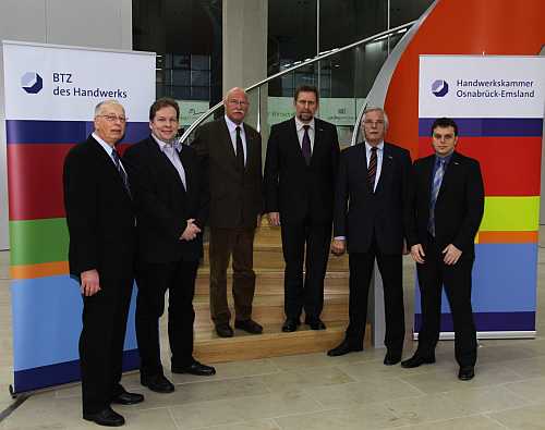 Gemeinsames B&uuml;ro im Nino Hochbau in Nordhorn: HWK und BTZ.